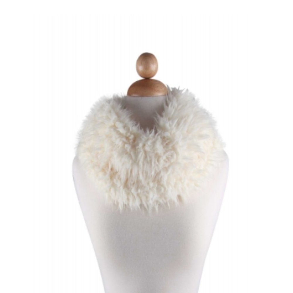 NEW - Ivory Fur Neck Scarf